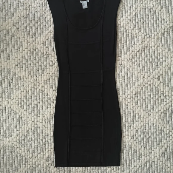 Black Ribbed Dress - Picture 4 of 4